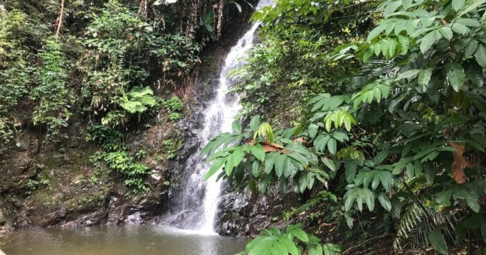 ostrov-langkawi (9) Durian Perangin Waterfall