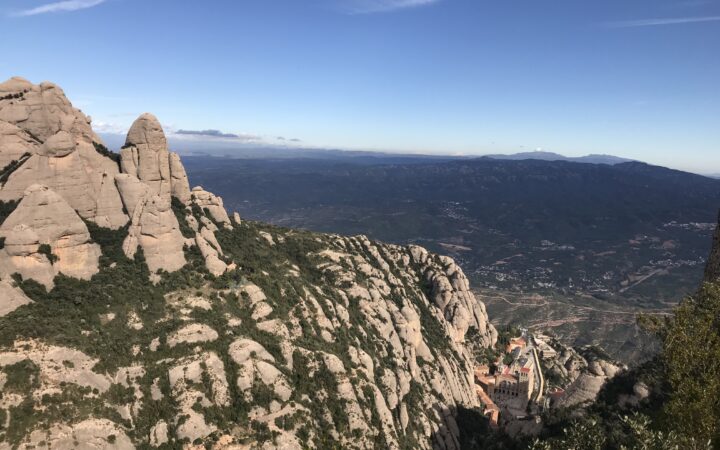 Montserrat z Barcelony: jak se tam dostat a proč tady musíte zajet