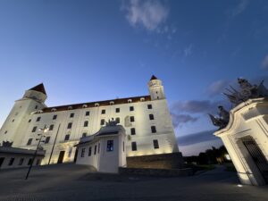 Hrady na Slovensku: 20 z nich, které stojí za návštěvu