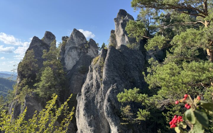 Súľovské skály: okruh, Gotická brána a Súľovský hrad