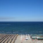 Pláž Mamaia u Konstanci na rumunském pobřeží Černého moře