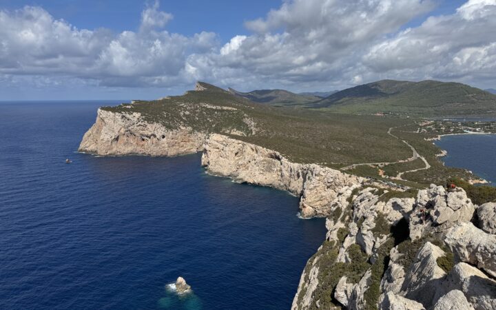 Sardinie, Alghero: 25 tipů, kam se vyplatí vyrazit ve městě i okolí