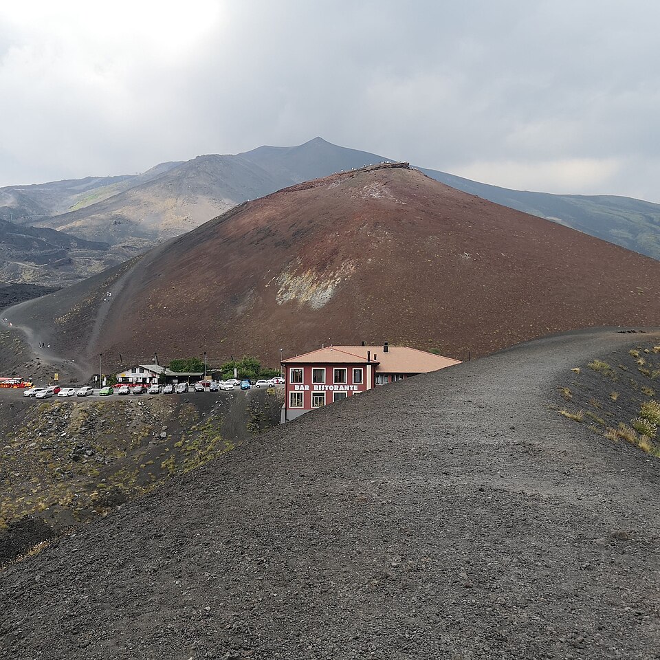 A Silvestri-kráter az Etna déli lejtőjén