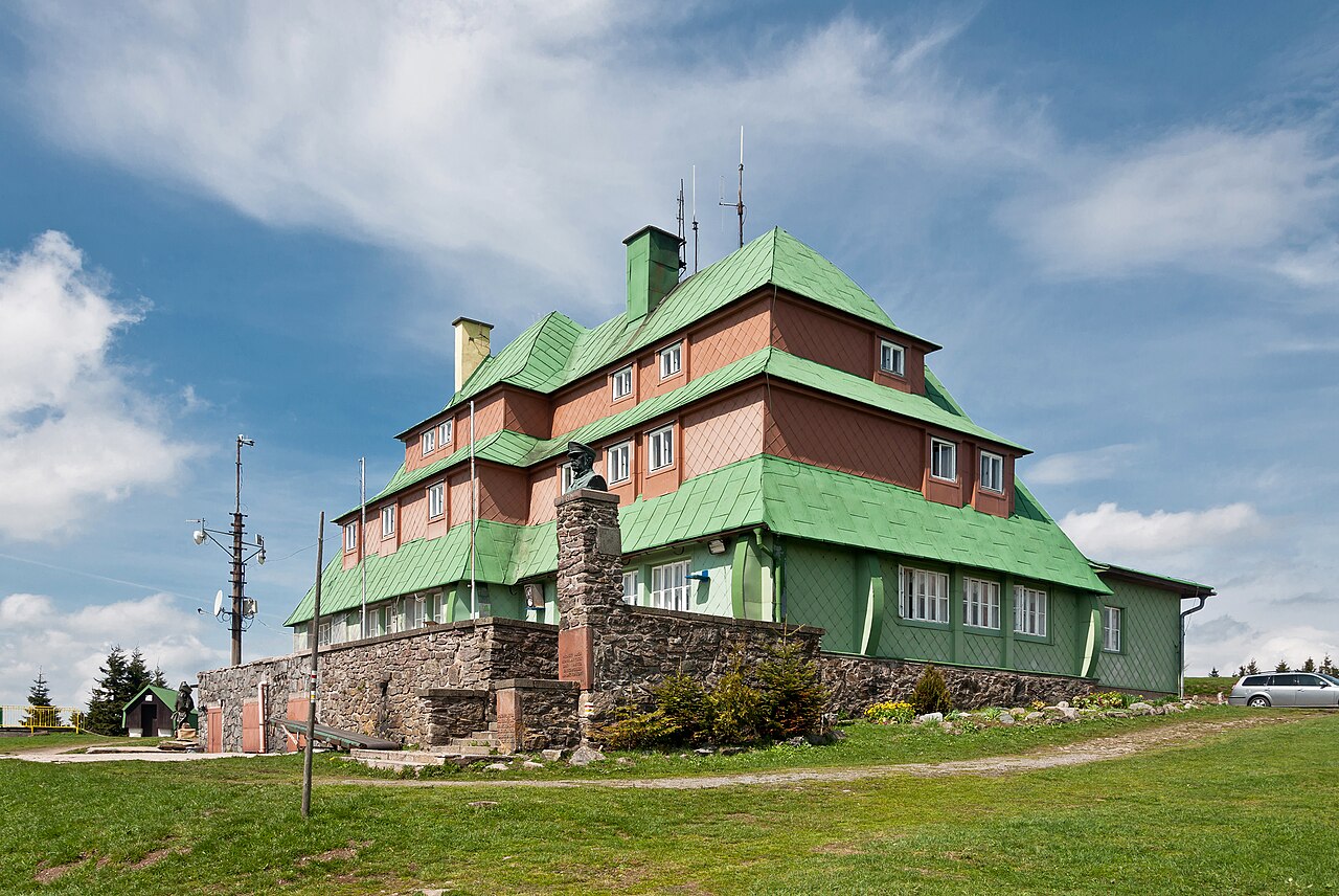 Masarykova chata na Šerlichu v Orlických horách