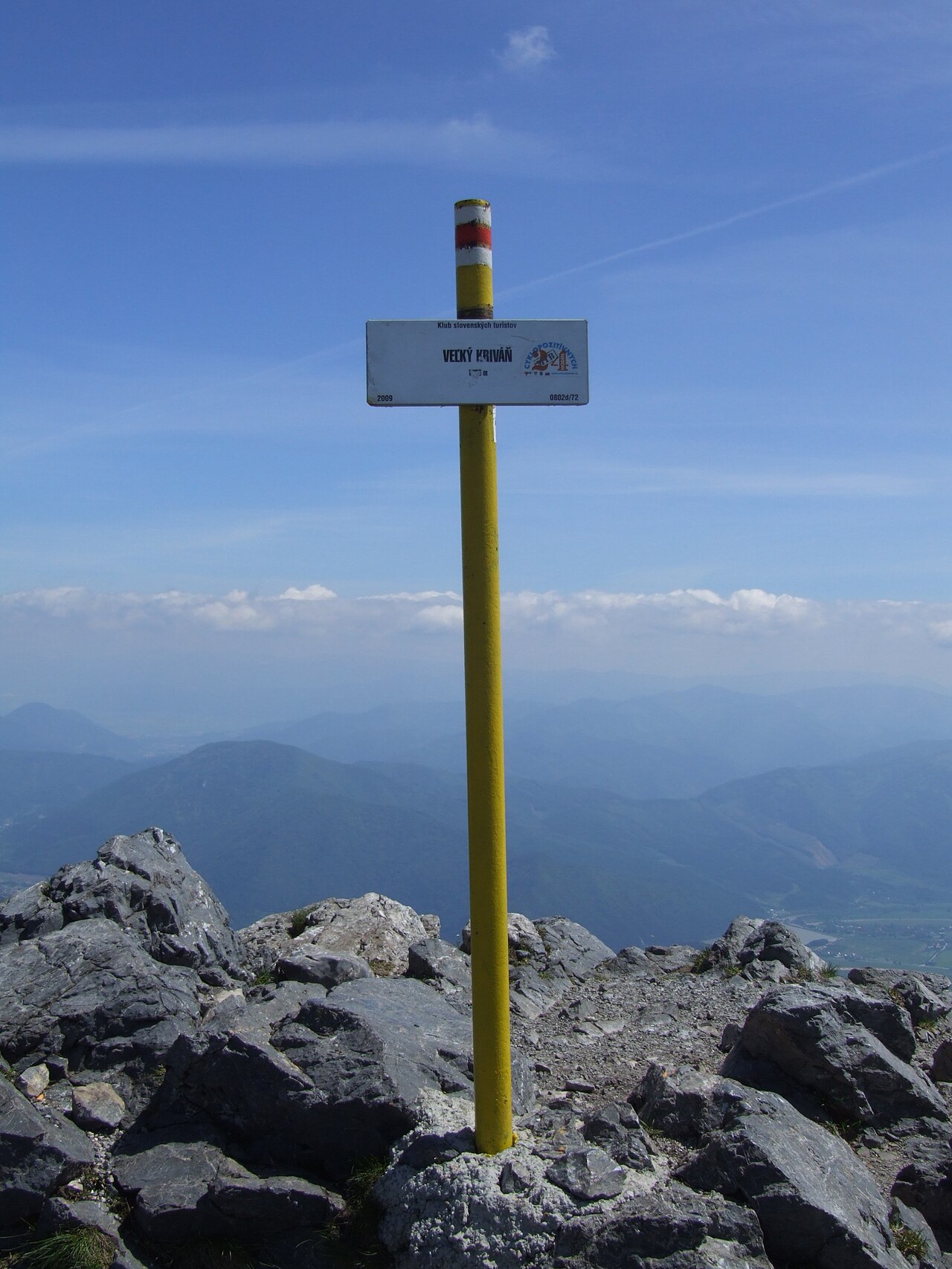 Vrchol Veľkého Kriváňa v Malej Fatre