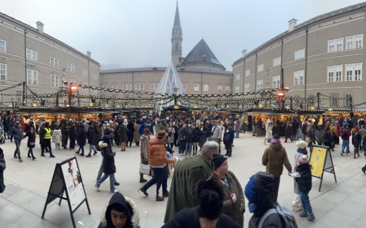 Jarmark bożonarodzeniowy Salzburg 2026: terminy, hotele, weekend